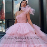 Pink One Shoulder Quinceanera Dress Dubai Ball Gown Tiered Pleats Long Formal Prom Gowns Saudi Arabic Sweet 16 Dresses