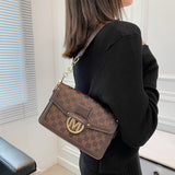Back To School Amfeov Letters Print Luxury Designer Small Handbags For Women 2022 Trends Fashion Brand Flap Ladies Shoulder Crossbody Bags