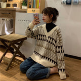 Amfeov Sweaters Women Vintage Argyle Korean All-Match Chic V-Neck Ladies Pullovers Student Lazy Style Popular Winter Womens Sweater New